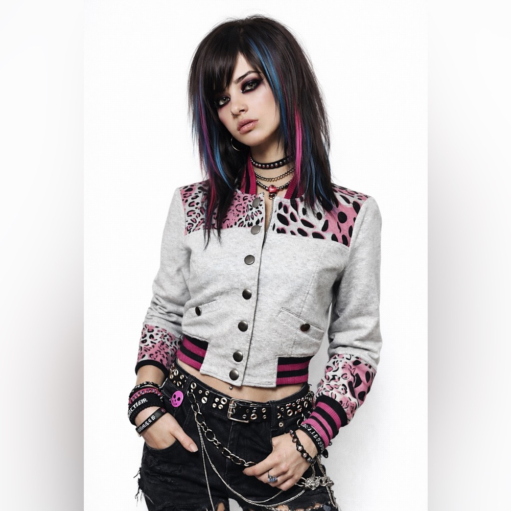 Criminal Damage Sample Leopard Print Cropped Vars… - image 2